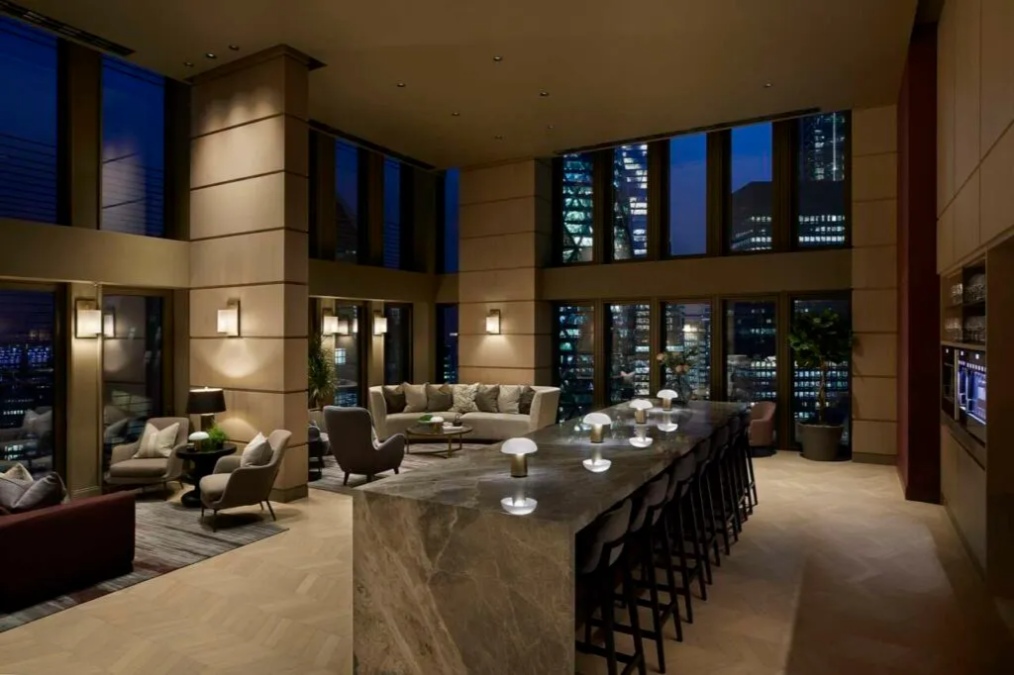 Sky-Residence-Bishopsgate-Dining-1024×682